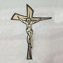 Decoração Cruz Crucifixo De Madeira MDF Parede Jesus Fé Católico Religioso 30cm Decoração Cruz Crucifixo De Madeira MDF Parede Jesus Fé Católico Religioso 30cm