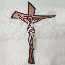 Decoração Cruz Crucifixo De Madeira MDF Parede Jesus Fé Católico Religioso 40cm
