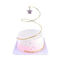 Decoração De Bolo Em Forma De Espiral De Cristal De Ferro Para Casamentos E Aniversários Decoração De Bolo Em Forma De Espiral De Cristal De Ferro Para Casamentos E Aniversários