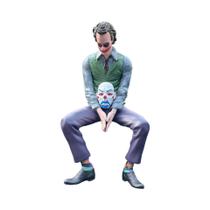 Decoração de Carro - Modelo de Coringa Sentado em 10cm com Pingente de Cauda