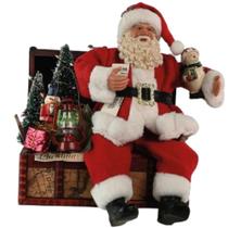 Decoração Papai Noel Sentado Báu Com Brinquedos Magizi 28 Cm