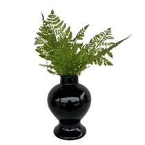 Decoração sala vaso centro de mesa preto c/ samambaia