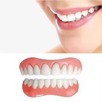 Dentaduras BYLUM Fake Teeth, folheado da mandíbula superior e inferior