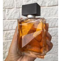 Deo Parfum Essencial Clássico Masculino 100ml - Perfume Amadeirado clássico mais vendido