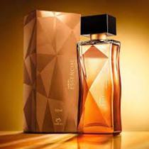 Deo Parfum Essencial Mirra Feminino 100ml Perfume mais vendido - Lançamento Amadeirado intenso