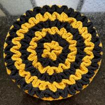 Descanso de Panela de Crochê Duplo 22cm Amarelo e Preto Descanso de Panela de Crochê Duplo 22cm Amarelo e Preto