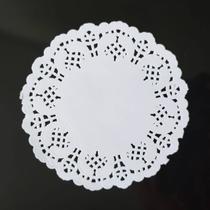 Descanso de papel rendado 10 cm branco - 100 unid