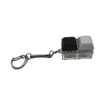 Descomprimir acessórios de brinquedo retrô com chaveiro na ponta do dedo Descomprimir acessórios de brinquedo retrô com chaveiro na ponta do dedo