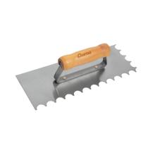 Desempenadeira de Aço Dentada Cortag 38x12cm c/ Dentes de 10mm e Cabo de Madeira