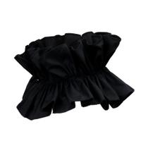 Design elegante com babados: apresenta bordas dramáticas com babados