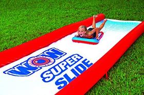 Deslizamento Super Slide Gigante da Wow Sports com Aspersor, 25 x 6 ft