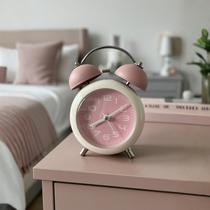 Despertador De Mesa Em Estilo Retrô Vintage Relógio Antigo Luxo Fashion Potente Sino Alarme Clássico Cor Rosa Com BrancoDespertador De Mesa Em Estilo Despertador De Mesa Em Estilo Retrô Vintage Relógio Antigo Luxo Fashion Potente Sino Alarme Clássico Cor Rosa Com BrancoDespertador De Mesa Em Estilo