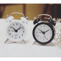 Despertador redondo relógio portátil Retrô 5,5cm casa e decoração - Filó Modas