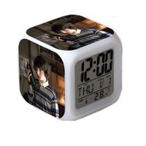 Despertador Strangers Anime Digital LED com temperatura