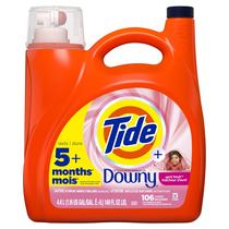 Detergente para roupa Tide Plus A Touch of Downy 4,4 L 106 cargas Detergente para roupa Tide Plus A Touch of Downy 4,4 L 106 cargas