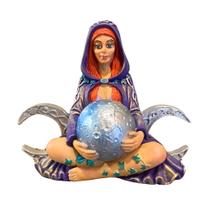Deusa Triluna - Estátua Decorativa em Resina Deusa Triluna - Estátua Decorativa em Resina
