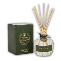 Difusor luxo cedro e magnólia - 350 ml Difusor luxo cedro e magnólia - 350 ml
