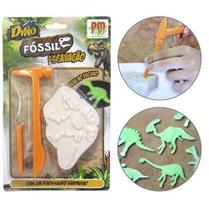 Dinossauro Fosseis Escavação Com 1 Dino Brilha No Escuro + Pedra De Gesso e Acessórios - Dm Brasil