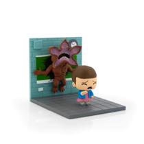 Diorama Loot Crate Stranger Things Eleven Vs. Demogorgon Diorama Loot Crate Stranger Things Eleven Vs. Demogorgon