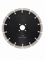 Disco Diamantado Segmentado para Concreto e Asfalto 180mm com Altura de Segmento de 10mm Black Pro Disco Diamantado Segmentado para Concreto e Asfalto 180mm com Altura de Segmento de 10mm Black Pro