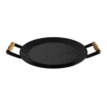 Disco Para Churrasco Esmaltado Com Alça De Madeira 43 Cm Disco Para Churrasco Esmaltado Com Alça De Madeira 43 Cm