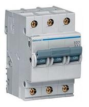 Disjuntor Tripolar DIN 32A C32 - Eletromar Disjuntor Tripolar DIN 32A C32 - Eletromar