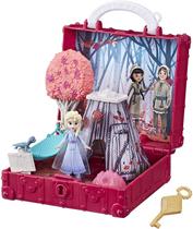 Disney Frozen Pop Adventures Enchanted Forest Set Pop-Up Playset com Alça, Incluindo Elsa Doll, Toy Inspired 2 Movie