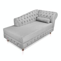 Divã Chesterfield Capitonado Cinza com Strass Suede Drossi Divã Chesterfield Capitonado Cinza com Strass Suede Drossi