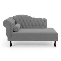 Divã Recamier Lavínia Clássico 120cm Capitonê com Pés de Madeira Suede Cinza - Abmaza Divã Recamier Lavínia Clássico 120cm Capitonê com Pés de Madeira Suede Cinza - Abmaza