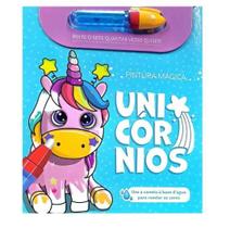Diversao com agua: unicornios