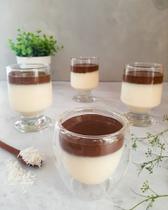 Doce de chocolate com coco