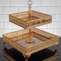 Doceira Turca Quadrada de 2 andares em Metal Dourado - Apresente suas Sobremesa com Bandeja de Luxo