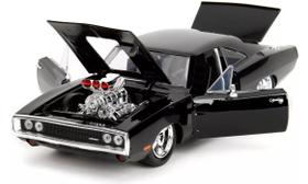 Dodge Charger R/T 1970 Velozes e Furiosos + Figura Dom Toys 1:24 Dodge Charger R/T 1970 Velozes e Furiosos + Figura Dom Toys 1:24