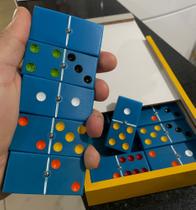 Dominó Grosso de PVC com Pino Pintado com tinta automotiva Dominó Grosso de PVC com Pino Pintado com tinta automotiva