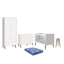 Dormitório Theo 2 Portas, Cômoda 6 Gavetas, Berço, Mesa de Canto Branco Fosco com Pés Amadeirado e Colchão - Reller Móveis Dormitório Theo 2 Portas, Cômoda 6 Gavetas, Berço, Mesa de Canto Branco Fosco com Pés Amadeirado e Colchão - Reller Móveis