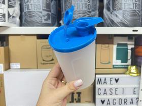Dosador Tupperware 470ml Levemente Translúcido com Tampa Azul
