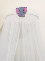 Dossel Elefante menina com tule mosquiteiro