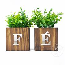 Dupla de Vasinhos Decorativos Com Plantas Artificiais Palavra FÉ Dupla de Vasinhos Decorativos Com Plantas Artificiais Palavra FÉ