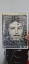 DVD Duplo - Michael Jackson: A Vida de Um Ícone - Edição de Colecionador - Universal Studios