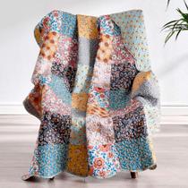 Edredão Greenland Home Carlie Modern Floral 50x60 polegadas Edredão Greenland Home Carlie Modern Floral 50x60 polegadas