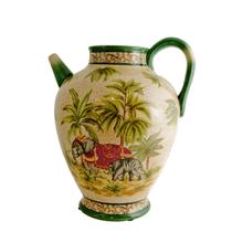 Elegância Exótica em Craquelê: Jarro Fendi com Elefantes Columbus Gold