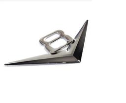 Emblema Adesivo Metal V8 Cromado Para Veiculos 8 Cilindros Com Dupla Face