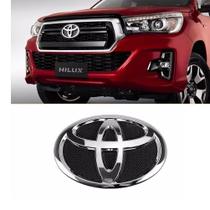 Emblema Cromado Grade Radiador Hilux 2019 2020