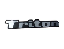 Emblema Letreiro Adesivo Triton Resinado Emblema Letreiro Adesivo Triton Resinado