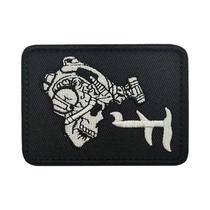 Emblema Tático Bordado Crânio De Barba Negra Com Flecha Quebrada - Patch De Moral Para Braçadeira
