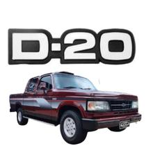 Emblema Traseiro Pick UP D20 1983 a 1996 Cinza Fundo Preto Emblema Traseiro Pick UP D20 1983 a 1996 Cinza Fundo Preto