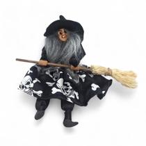 Enfeite Bruxa com a Vassoura para Pendurar de Caveira 23 cm