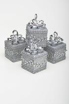 Enfeite Caixa De Presente com Folha - 4 Unidades Enfeite Caixa De Presente com Folha - 4 Unidades