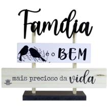 Enfeite de mesa com plaquinhas palavra família...16,5x20