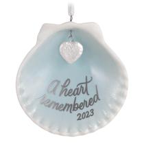 Enfeite de Natal Hallmark Keepsake 2023, A Heart Remembere